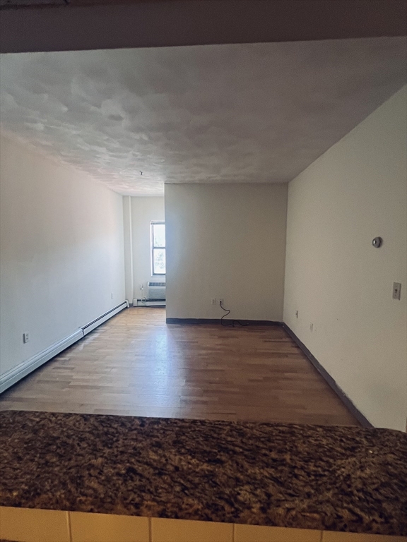 373 Highland Ave, Somerville, Massachusetts, 1 Bedroom Bedrooms, 4 Rooms Rooms,1 BathroomBathrooms,Residential Lease,For Rent,Highland Ave,73431154