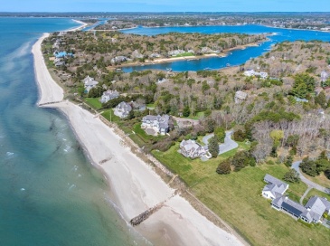 545 Sea View Avenue, Barnstable, Massachusetts, 6 Bedrooms Bedrooms, 10 Rooms Rooms,5.5 BathroomsBathrooms,Residential,For Sale,Sea View Avenue,73370473