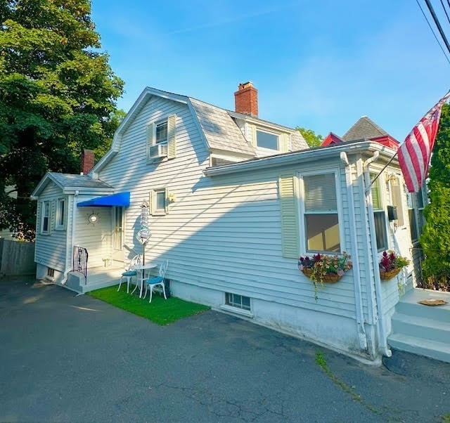 54 Colby Way, Nahant, Massachusetts, 2 Bedrooms Bedrooms, 5 Rooms Rooms,1 BathroomBathrooms,Residential,For Sale,Colby Way,73410380