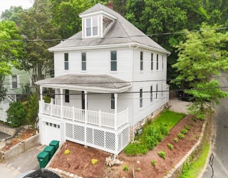 15 Margerie Street, Plymouth, Massachusetts, 5 Bedrooms Bedrooms, 10 Rooms Rooms,2 BathroomsBathrooms,Residential Income,For Sale,Margerie Street,73398535