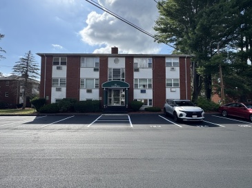 2 Colonial Dr, Andover, Massachusetts, 1 Bedroom Bedrooms, 3 Rooms Rooms,1 BathroomBathrooms,Residential Lease,For Rent,Colonial Dr,73422619