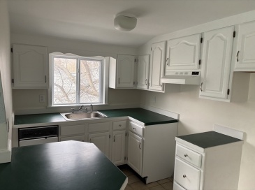 131-133 Vernon Street, Norwood, Massachusetts, 1 Bedroom Bedrooms, 4 Rooms Rooms,1 BathroomBathrooms,Residential Lease,For Rent,Vernon Street,73431384