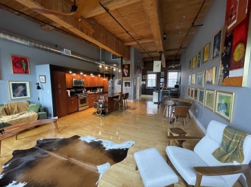 130 John St, Lowell, Massachusetts, 2 Bedrooms Bedrooms, 3 Rooms Rooms,2 BathroomsBathrooms,Residential,For Sale,John St,73352948