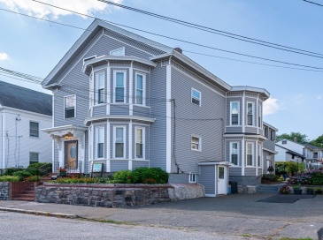 61 Butterfield Street, Lowell, Massachusetts, 7 Bedrooms Bedrooms, 13 Rooms Rooms,2 BathroomsBathrooms,Residential Income,For Sale,Butterfield Street,73415366