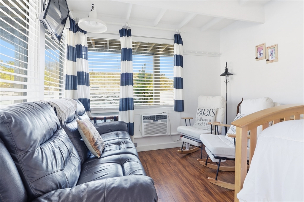 169 Shore Rd, Truro, Massachusetts, 1 Bedroom Bedrooms, 1 Room Rooms,1 BathroomBathrooms,Residential,For Sale,Shore Rd,73432167