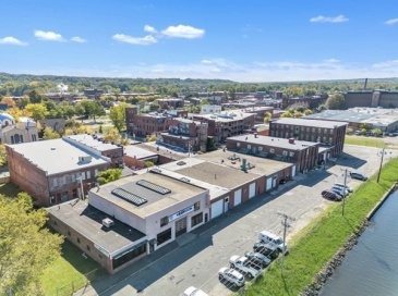 420 Race St, Holyoke, Massachusetts, ,Commercial Lease,For Rent,Race St,73432288 420 Race St, Holyoke, Massachusetts, ,Commercial Lease,For Rent,Race St,73432288