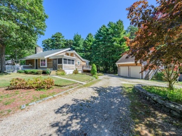 6 Cedar St, Barnstable, Massachusetts, 4 Bedrooms Bedrooms, 7 Rooms Rooms,4 BathroomsBathrooms,Residential,For Sale,Cedar St,73433154