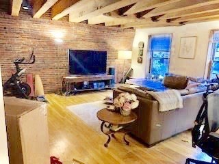 162 Commercial Street, Boston, Massachusetts, 2 Bedrooms Bedrooms, 5 Rooms Rooms,1 BathroomBathrooms,Residential Lease,For Rent,Commercial Street,73413169
