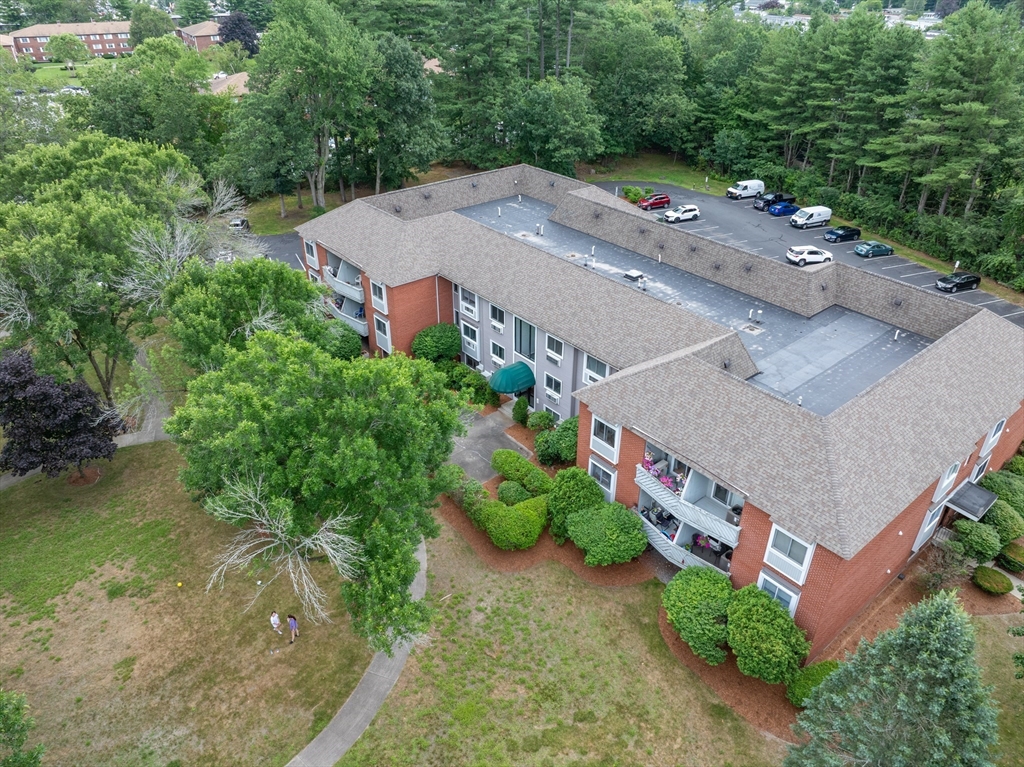 117 Cluff Crossing Road, Salem, New Hampshire, 2 Bedrooms Bedrooms, 4 Rooms Rooms,1 BathroomBathrooms,Residential,For Sale,Cluff Crossing Road,73406158