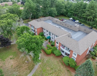 117 Cluff Crossing Road, Salem, New Hampshire, 2 Bedrooms Bedrooms, 4 Rooms Rooms,1 BathroomBathrooms,Residential,For Sale,Cluff Crossing Road,73406158