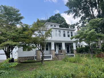 1855-1857 Northampton St, Holyoke, Massachusetts, 6 Bedrooms Bedrooms, 13 Rooms Rooms,2 BathroomsBathrooms,Residential Income,For Sale,Northampton St,73407560