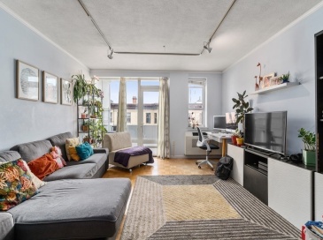 100 Marion St., Brookline, Massachusetts, 2 Bedrooms Bedrooms, 4 Rooms Rooms,1 BathroomBathrooms,Residential Lease,For Rent,Marion St.,73402949