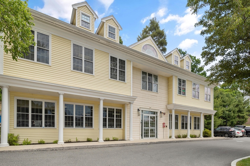 171 N Main St, Middleton, Massachusetts, ,Commercial Lease,For Rent,N Main St,73433596