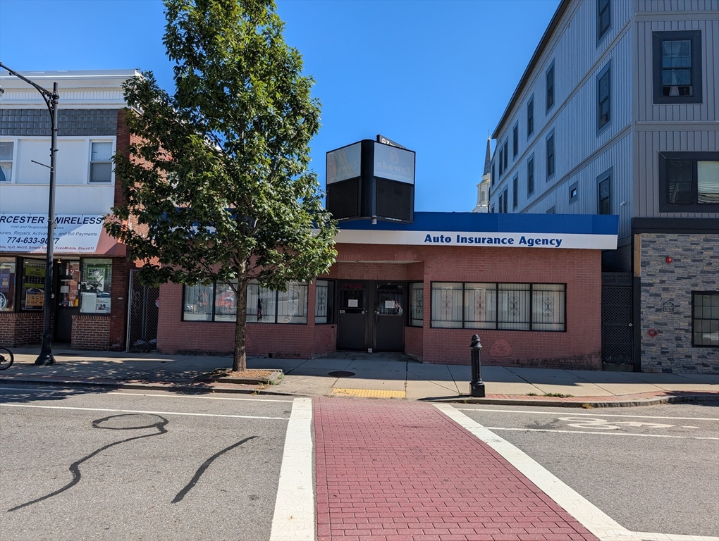 131 Millbury St, Worcester, Massachusetts, ,Commercial Lease,For Rent,Millbury St,73433613