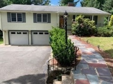 94 Concord Ave, Lexington, Massachusetts, 3 Bedrooms Bedrooms, 6 Rooms Rooms,2.5 BathroomsBathrooms,Residential Lease,For Rent,Concord Ave,73399735