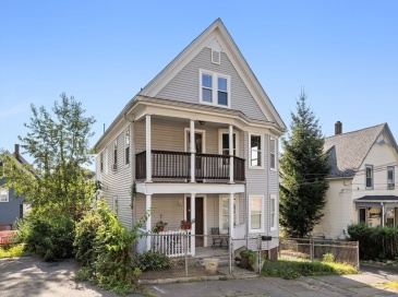 51 Sylvia St, Lynn, Massachusetts, 3 Bedrooms Bedrooms, 7 Rooms Rooms,1 BathroomBathrooms,Residential Lease,For Rent,Sylvia St,73420129