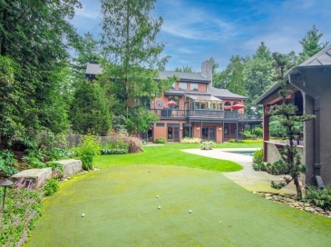 6 Mountain View Dr, Framingham, Massachusetts, 6 Bedrooms Bedrooms, 18 Rooms Rooms,4.5 BathroomsBathrooms,Residential,For Sale,Mountain View Dr,73434197