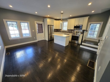 136 Quincy St, Boston, Massachusetts, 3 Bedrooms Bedrooms, 6 Rooms Rooms,2.5 BathroomsBathrooms,Residential Lease,For Rent,Quincy St,73434156