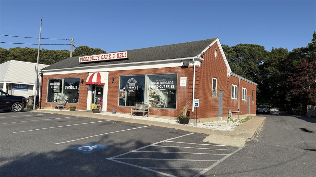 1105 Route 28, Yarmouth, Massachusetts, ,Commercial Sale,For Sale,Route 28,73434316