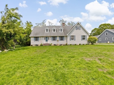 3 Plymouth Heights Rd, Bourne, Massachusetts, 3 Bedrooms Bedrooms, 7 Rooms Rooms,2.5 BathroomsBathrooms,Residential,For Sale,Plymouth Heights Rd,73386518