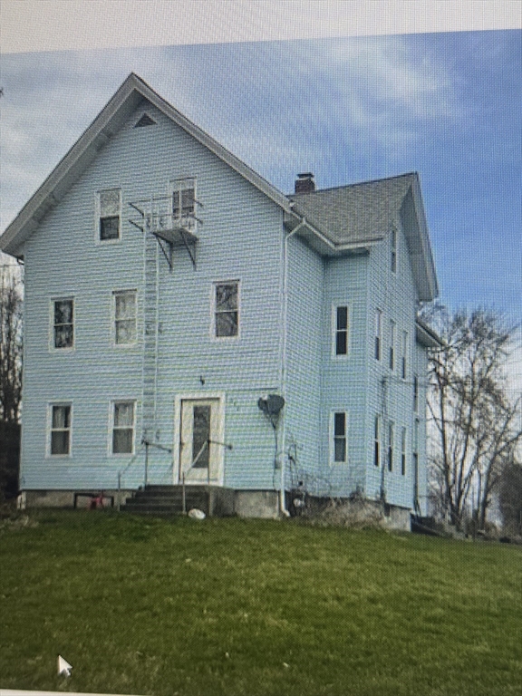 352 Main, Dighton, Massachusetts, 3 Bedrooms Bedrooms, 5 Rooms Rooms,1 BathroomBathrooms,Residential Lease,For Rent,Main,73405642