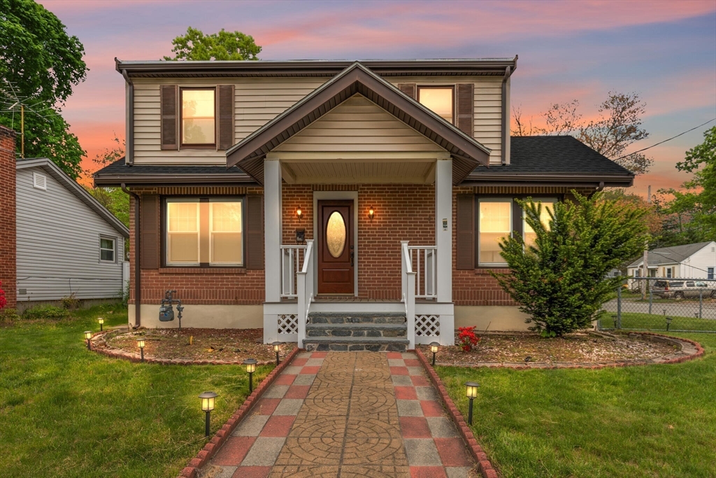 59 N Leyden St, Brockton, Massachusetts, 4 Bedrooms Bedrooms, 7 Rooms Rooms,2 BathroomsBathrooms,Residential,For Sale,N Leyden St,73374663