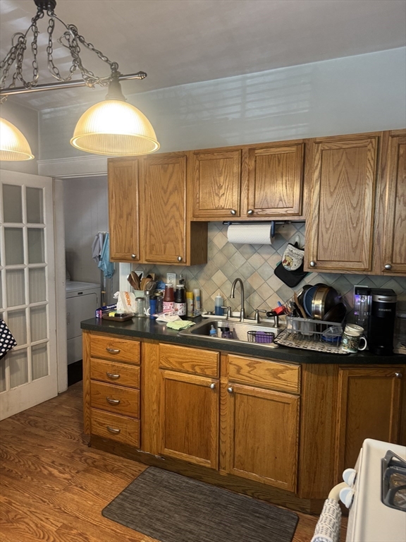 371 Revere Beach Parkway, Revere, Massachusetts, 3 Bedrooms Bedrooms, 6 Rooms Rooms,1 BathroomBathrooms,Residential Lease,For Rent,Revere Beach Parkway,73423850