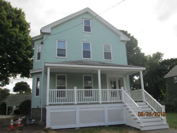 28 Gould, Wakefield, Massachusetts, 2 Bedrooms Bedrooms, 5 Rooms Rooms,1 BathroomBathrooms,Residential Lease,For Rent,Gould,73397717