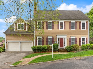 302 Dale Street, Waltham, Massachusetts, 3 Bedrooms Bedrooms, 7 Rooms Rooms,3 BathroomsBathrooms,Residential,For Sale,Dale Street,73389161