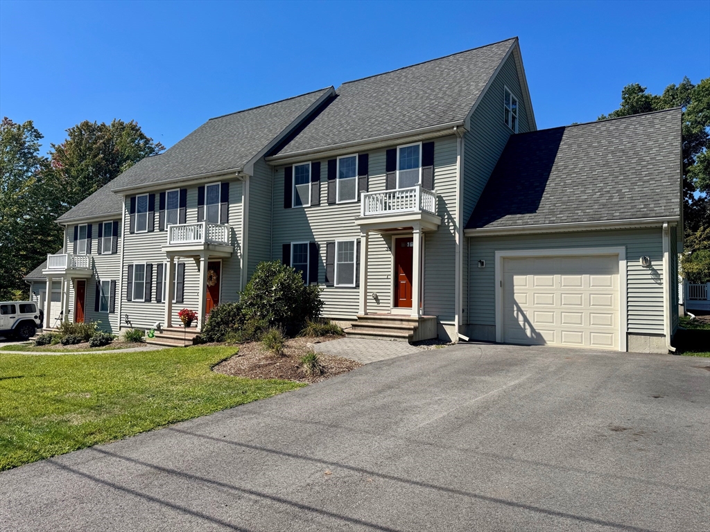 38 Florence Ave, Attleboro, Massachusetts, 3 Bedrooms Bedrooms, 5 Rooms Rooms,1.5 BathroomsBathrooms,Residential Lease,For Rent,Florence Ave,73428289