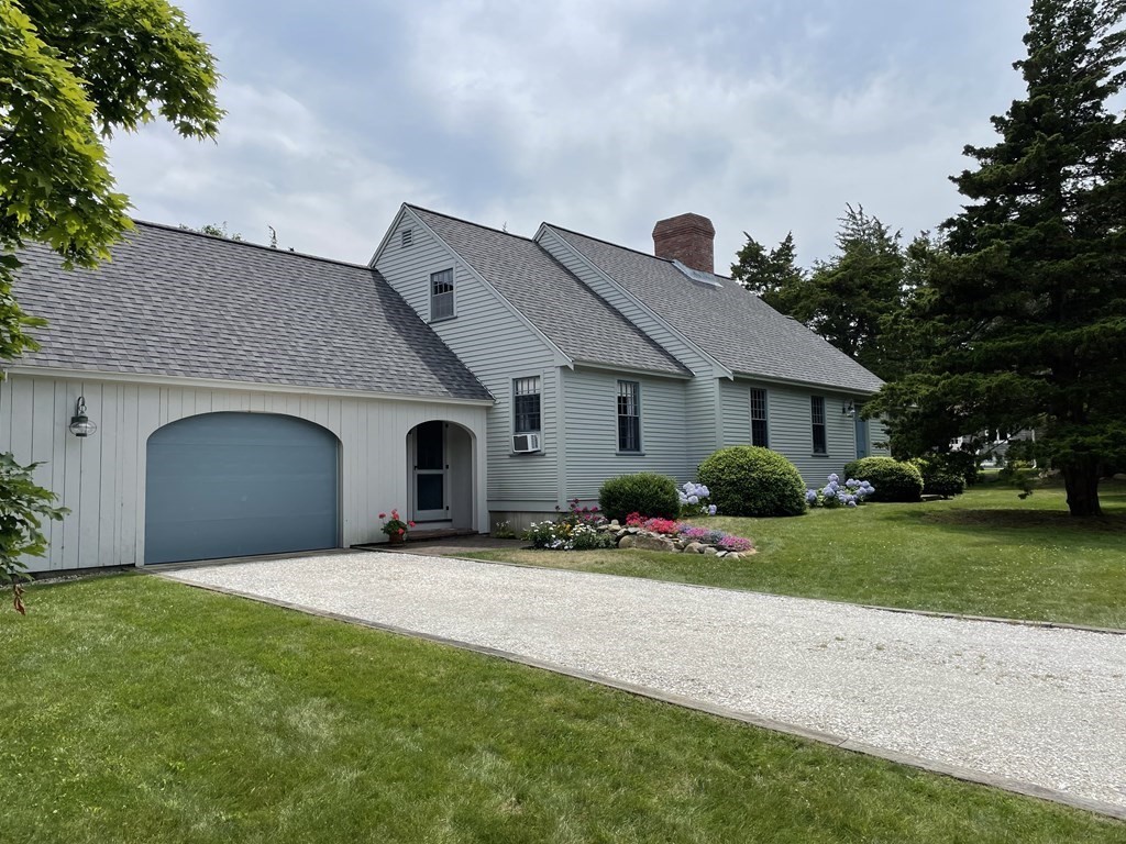 12 Seavers, Orleans, Massachusetts, 3 Bedrooms Bedrooms, 6 Rooms Rooms,2 BathroomsBathrooms,Residential Lease,For Rent,Seavers,73434649