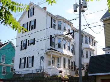 183 Lindsey, Fall River, Massachusetts, 2 Bedrooms Bedrooms, 5 Rooms Rooms,1 BathroomBathrooms,Residential Lease,For Rent,Lindsey,73434909