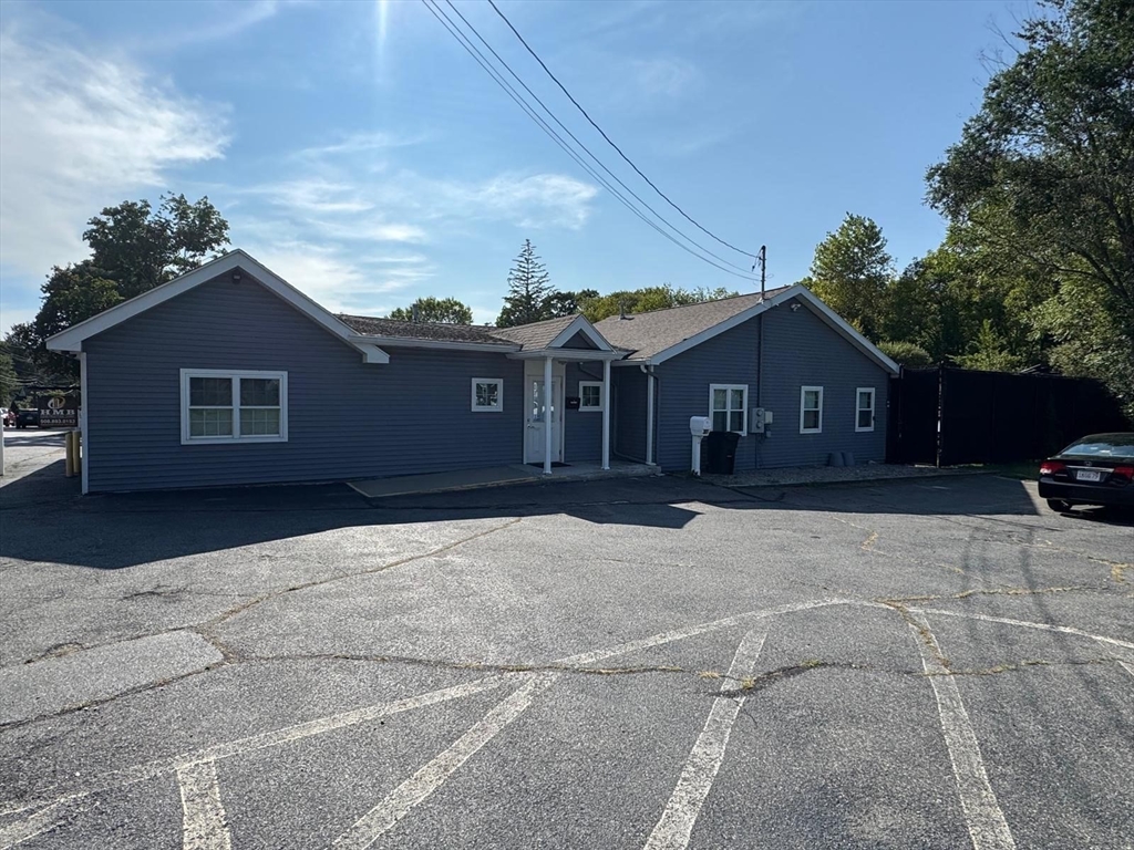 1135 Washington St, Holliston, Massachusetts, ,Commercial Lease,For Rent,Washington St,73434928