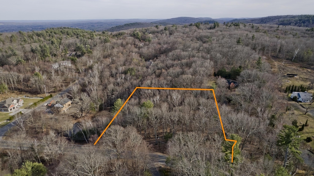 0 Woodland Way, Russell, Massachusetts, ,Land,For Sale,Woodland Way,73435029