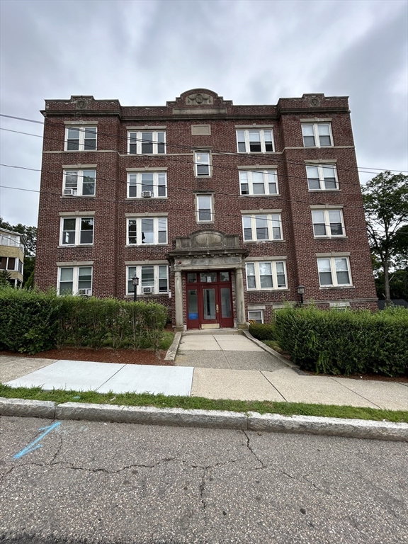 31 Dennison Ave, Framingham, Massachusetts, 1 Bedroom Bedrooms, 3 Rooms Rooms,1 BathroomBathrooms,Residential Lease,For Rent,Dennison Ave,73404685
