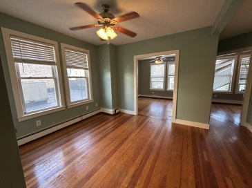 291 Dorchester, Boston, Massachusetts, 3 Bedrooms Bedrooms, 4 Rooms Rooms,1 BathroomBathrooms,Residential Lease,For Rent,Dorchester,73435097