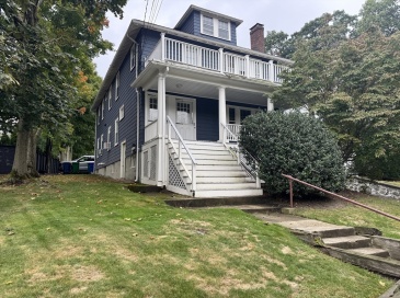2140 Commonwealth Ave, Newton, Massachusetts, 2 Bedrooms Bedrooms, 5 Rooms Rooms,1 BathroomBathrooms,Residential Lease,For Rent,Commonwealth Ave,73435308