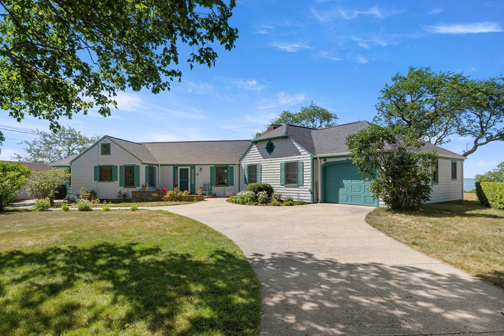 37 Marmion Way, Rockport, Massachusetts, 3 Bedrooms Bedrooms, 7 Rooms Rooms,2 BathroomsBathrooms,Residential Lease,For Rent,Marmion Way,73407697