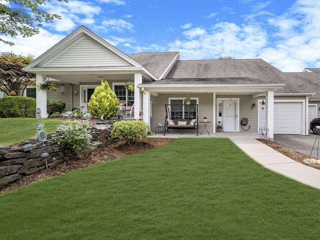 39 Ivy Circle, Wilbraham, Massachusetts, 1 Bedroom Bedrooms, 4 Rooms Rooms,1.5 BathroomsBathrooms,Residential,For Sale,Ivy Circle,73276030