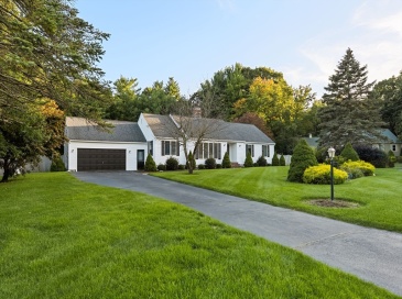 80 Maura Dr, Bridgewater, Massachusetts, 3 Bedrooms Bedrooms, 6 Rooms Rooms,2 BathroomsBathrooms,Residential Lease,For Rent,Maura Dr,73435310