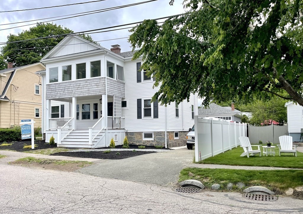 17 Elton Rd, Milton, Massachusetts, 2 Bedrooms Bedrooms, 4 Rooms Rooms,1 BathroomBathrooms,Residential Lease,For Rent,Elton Rd,73435396