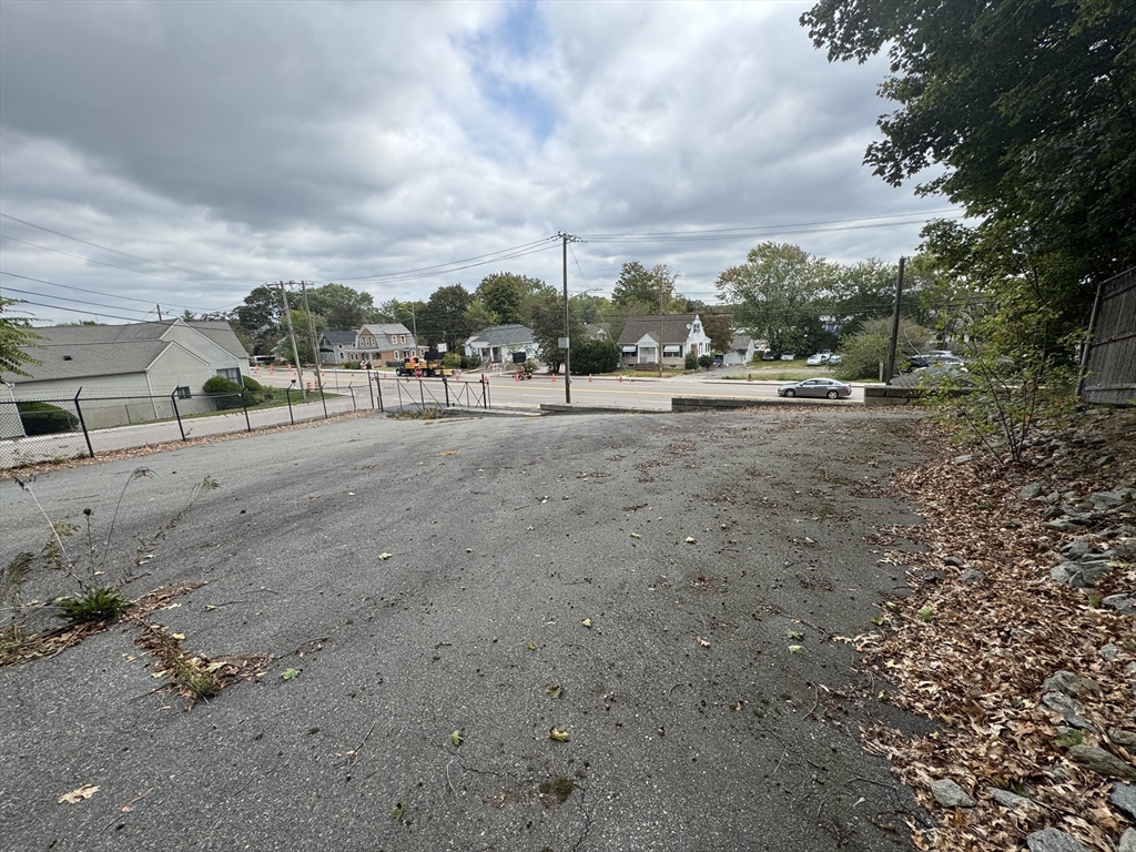 411 Washington St, Attleboro, Massachusetts, ,Commercial Sale,For Sale,Washington St,73435610