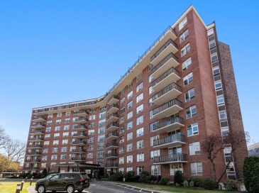 280 Boylston St, Newton, Massachusetts, 1 Bedroom Bedrooms, 4 Rooms Rooms,1.5 BathroomsBathrooms,Residential,For Sale,Boylston St,73362727