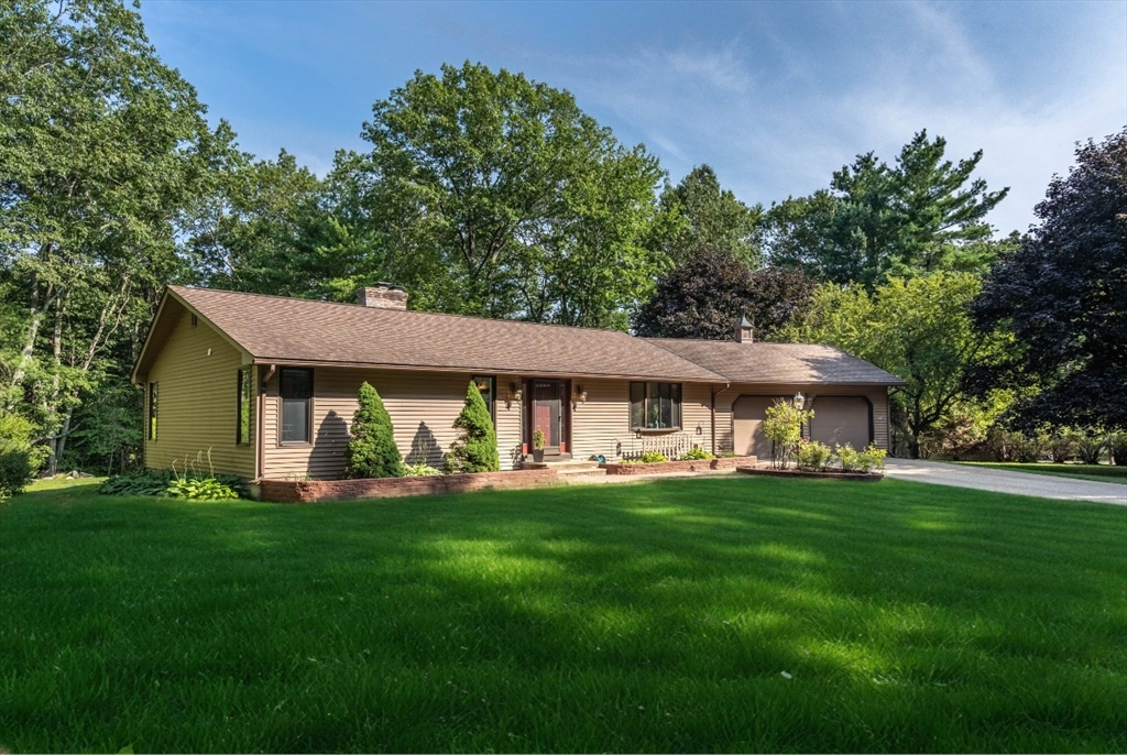 60 Mason Rd, Holden, Massachusetts, 2 Bedrooms Bedrooms, 8 Rooms Rooms,1 BathroomBathrooms,Residential,For Sale,Mason Rd,73417122