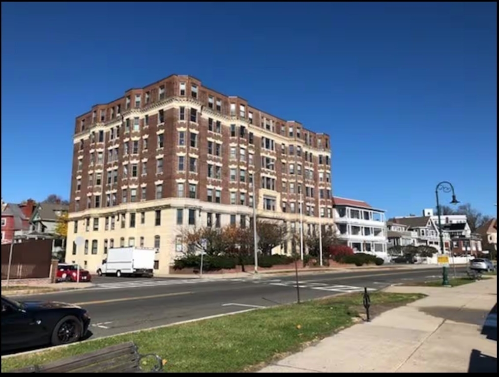 285 Lynn Shore Dr, Lynn, Massachusetts, 1 Bedroom Bedrooms, 3 Rooms Rooms,1 BathroomBathrooms,Residential,For Sale,Lynn Shore Dr,73436056