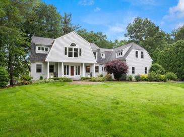 9 Twig Rush Lane, West Newbury, Massachusetts, 5 Bedrooms Bedrooms, 12 Rooms Rooms,3.5 BathroomsBathrooms,Residential,For Sale,Twig Rush Lane,73389195