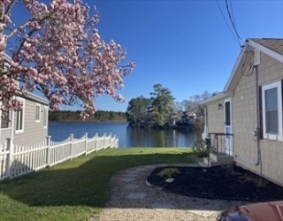 9 Perry Ave, Wareham, Massachusetts, 1 Bedroom Bedrooms, 4 Rooms Rooms,1 BathroomBathrooms,Residential Lease,For Rent,Perry Ave,73415973