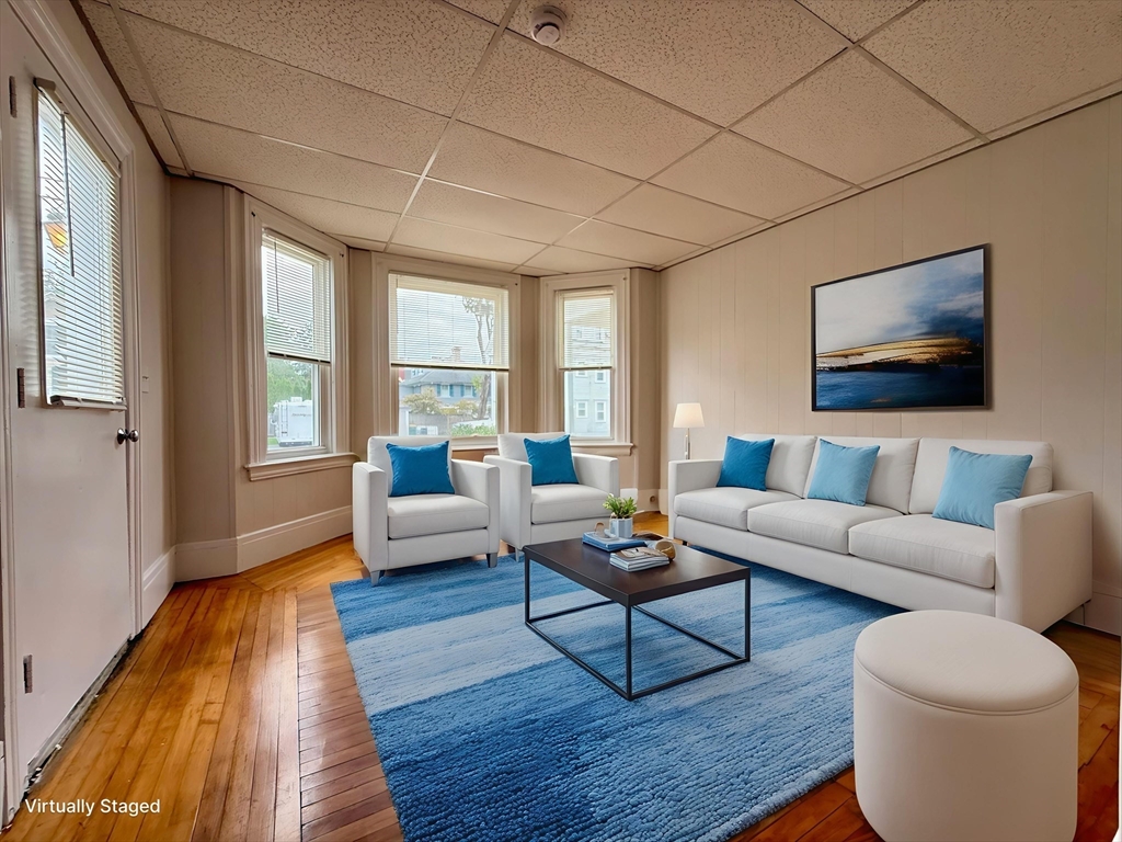 346 Broadway, North Attleboro, Massachusetts, 1 Bedroom Bedrooms, 3 Rooms Rooms,1 BathroomBathrooms,Residential Lease,For Rent,Broadway,73428990