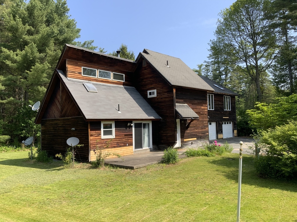 15 Merrill Dr, Shutesbury, Massachusetts, 3 Bedrooms Bedrooms, 6 Rooms Rooms,3 BathroomsBathrooms,Residential,For Sale,Merrill Dr,73386429