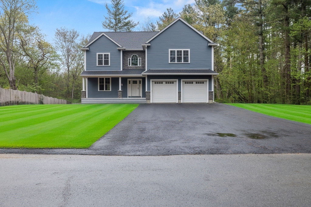 266 Old Taunton Ave, Norton, Massachusetts, 4 Bedrooms Bedrooms, 7 Rooms Rooms,2.5 BathroomsBathrooms,Residential,For Sale,Old Taunton Ave,73370967